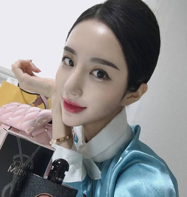 フライト中も持続力抜群 韓国caポーチの中のマストアイテムとは 韓国トレンド情報 韓国まとめ Joah ジョア