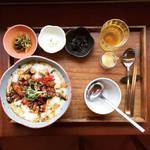 【望遠】韓国の代表飯「お粥」をおしゃれに食べれるお店「sumussu（스믓스）」
