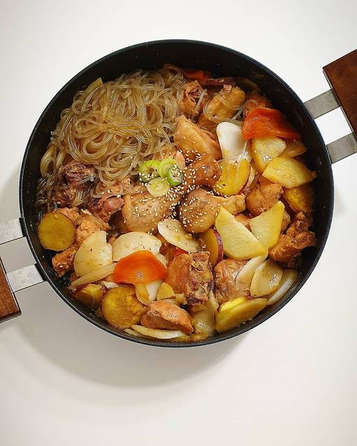 自宅で簡単にできる韓国料理レシピ チムタク の作り方 韓国トレンド情報 韓国まとめ Joah ジョア