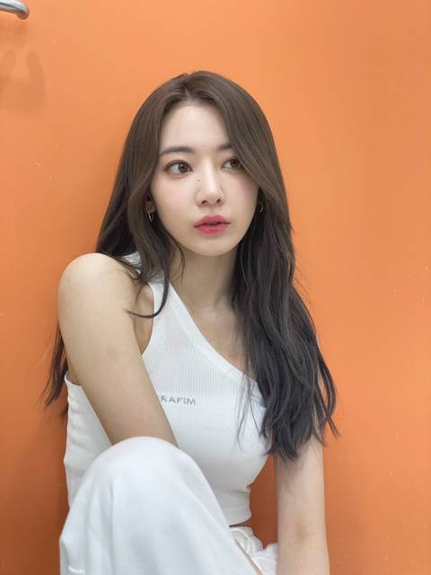 ウェスト55cm！？LE SSERAFIM宮脇咲良のダイエット法を伝授♡ - 韓国