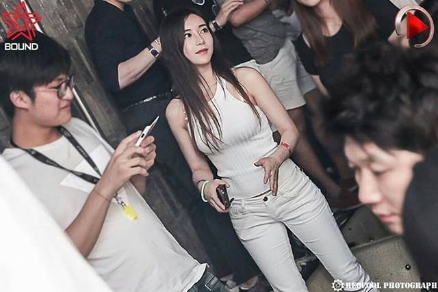 韓国のクラブってどんな格好で行けばいいの 韓国女子の最新クラブファッションをチェック 韓国トレンド情報 韓国まとめ Joah ジョア
