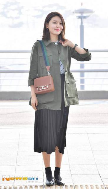 春のトレンドが一目で分かる 韓国芸能人の空港ファッションをチェック 韓国トレンド情報 韓国まとめ Joah ジョア