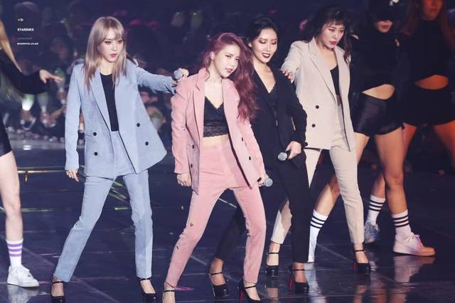 惚れてしまう スーツがよく似合う5人の女性kpopアイドル 韓国トレンド情報 韓国まとめ Joah ジョア