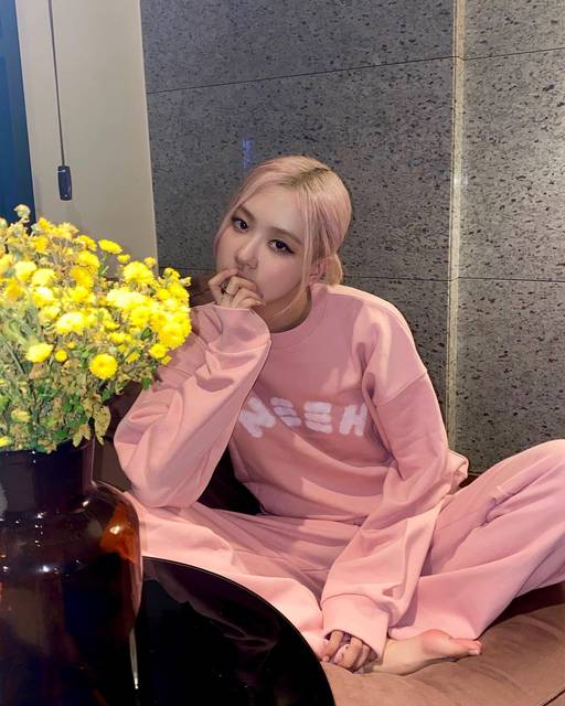 お洒落なピンクヘアが流行 ピンクヘアの韓国の女性芸能人3人って 韓国トレンド情報 韓国まとめ Joah ジョア